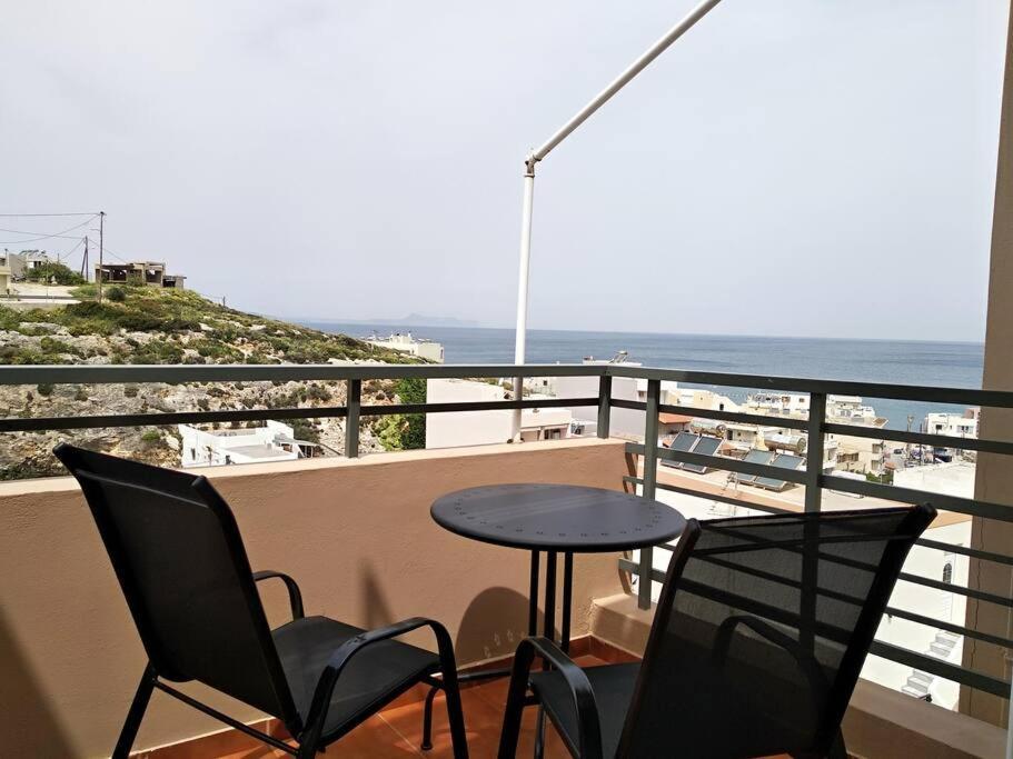 Sunny Apartment With Amazing View 레팀노 외부 사진